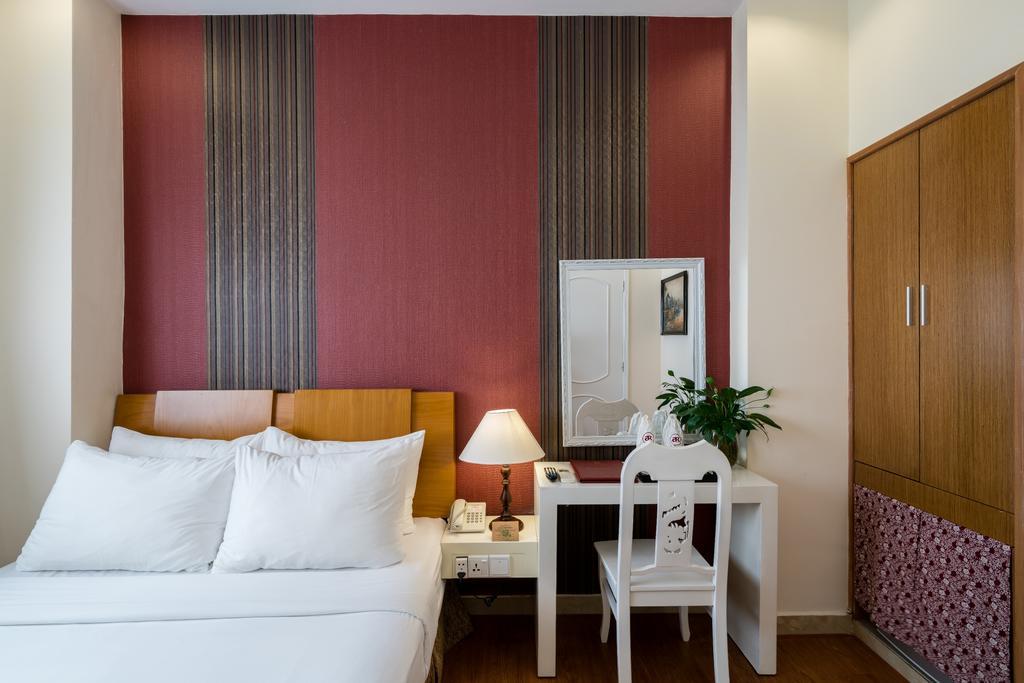 Asian Ruby Center Point Hotel & Spa Хошимін Екстер'єр фото